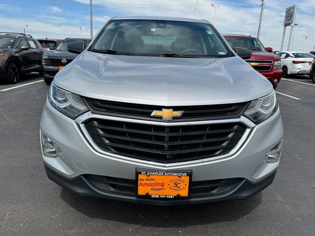Used 2020 Chevrolet Equinox LS w/ LS Convenience Package image 9