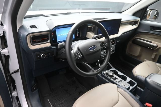 Certified 2025 Ford Maverick Lariat AWD/4WD image 9