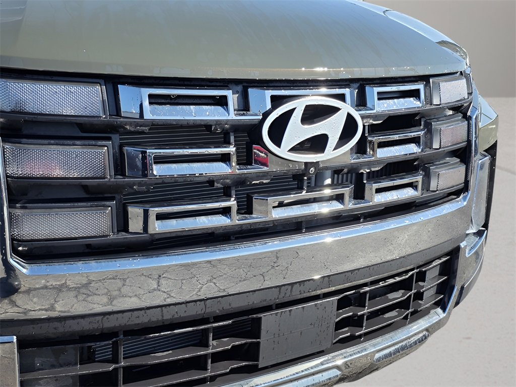 Used 2025 Hyundai Santa Cruz Limited image 9