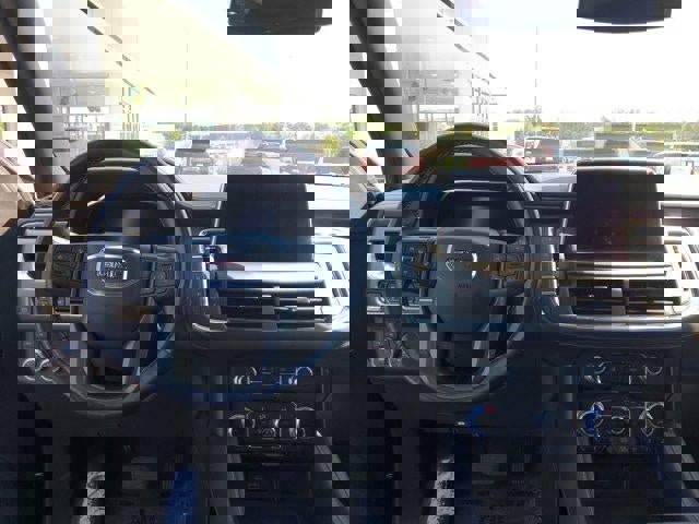 Used 2022 GMC Yukon AT4 image 14