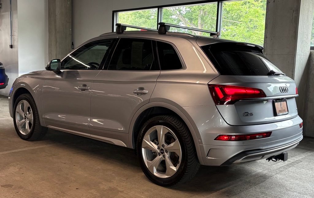 Used 2021 Audi Q5 Prestige AWD/4WD image 3