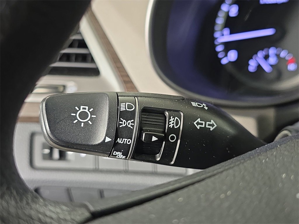 Used 2017 Hyundai Santa Fe Sport image 27