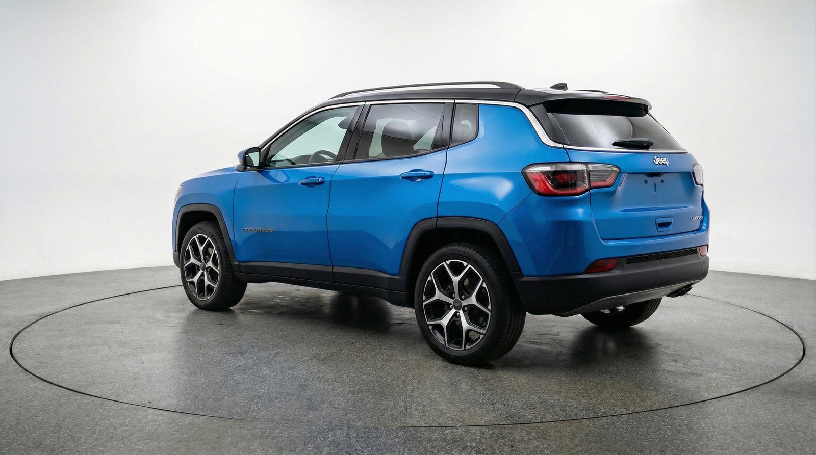 Used 2025 Jeep Compass Limited image 6
