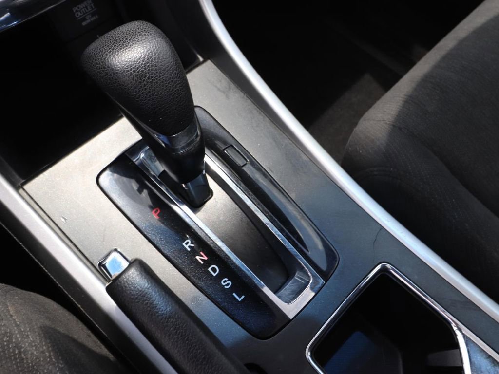 Used 2013 Honda Accord EX image 21