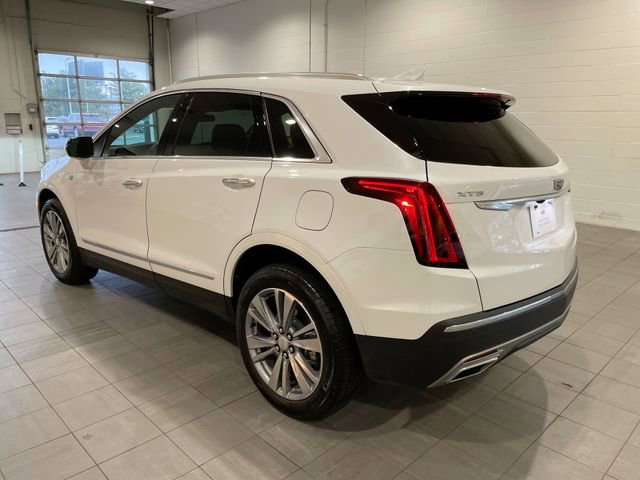 Certified 2025 Cadillac XT5 Premium Luxury image 3