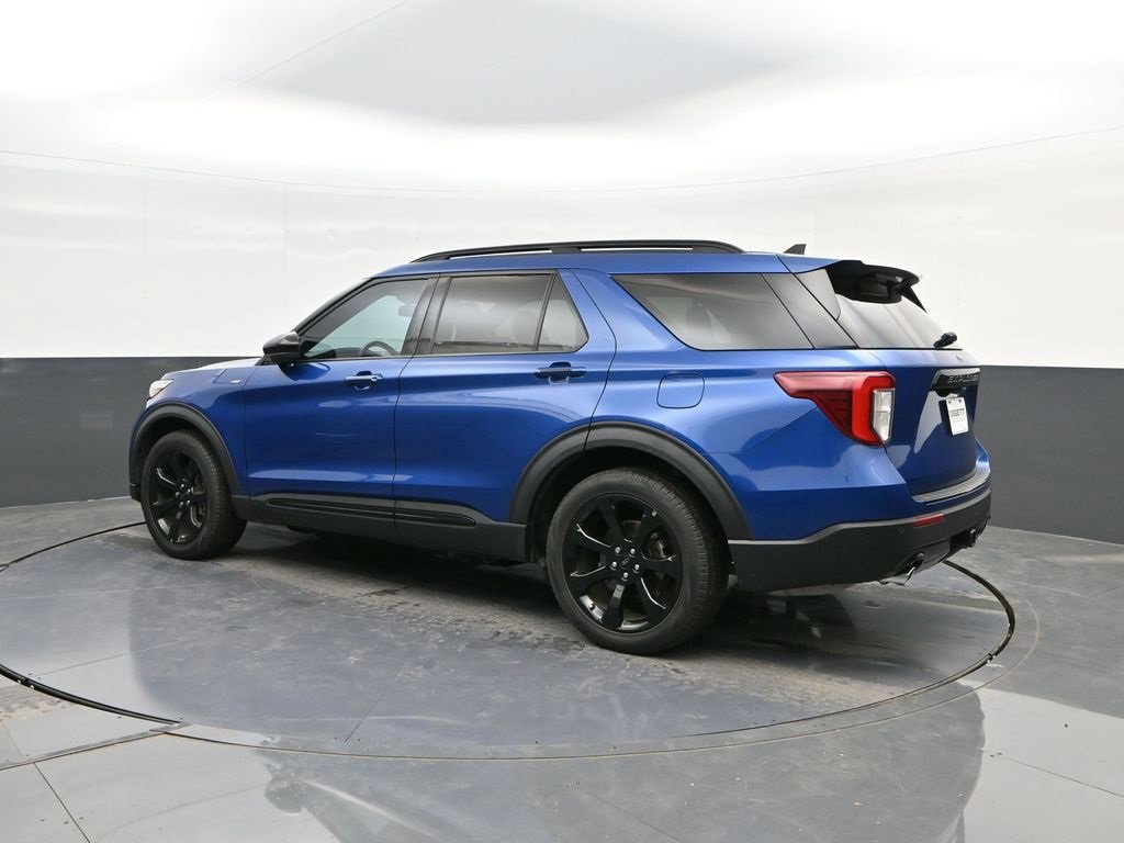 Certified 2023 Ford Explorer ST-Line w/ Class IV Trailer Tow Package image 5