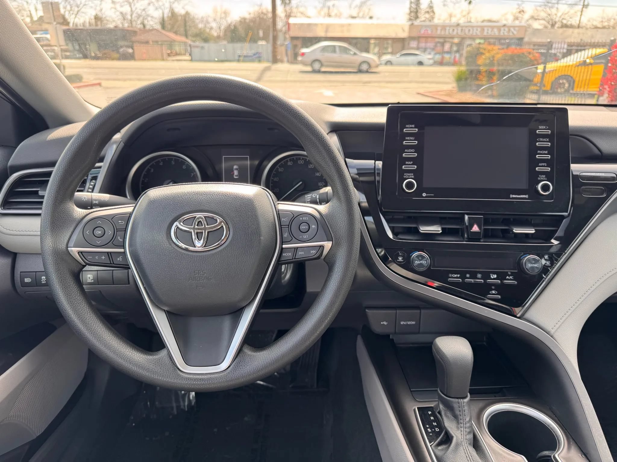 Used 2022 Toyota Camry LE FWD image 20