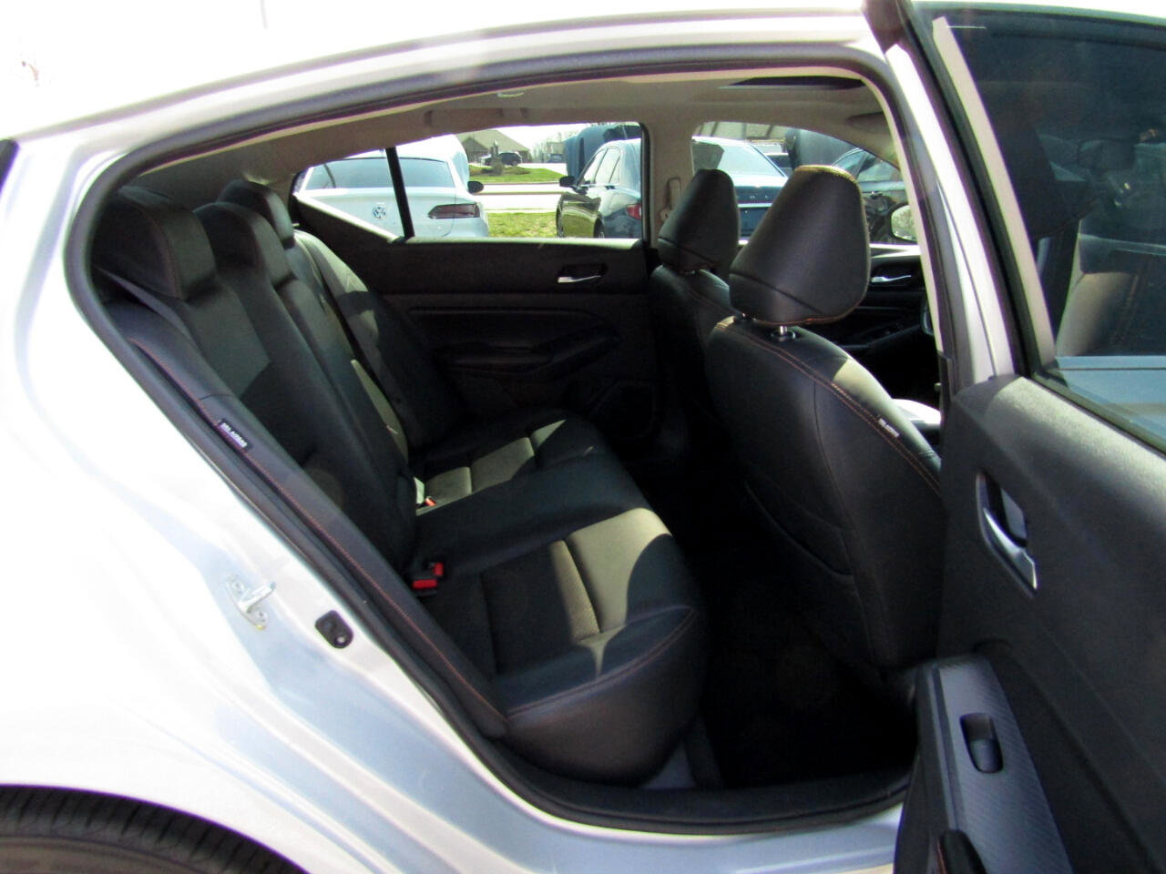 Used 2021 Nissan Altima 2.5 SR w/ SR Premium Package image 23