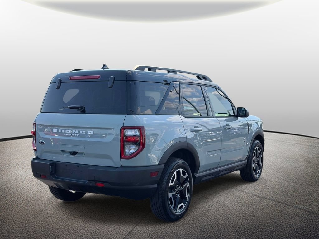 Used 2022 Ford Bronco Sport Outer Banks AWD/4WD image 2