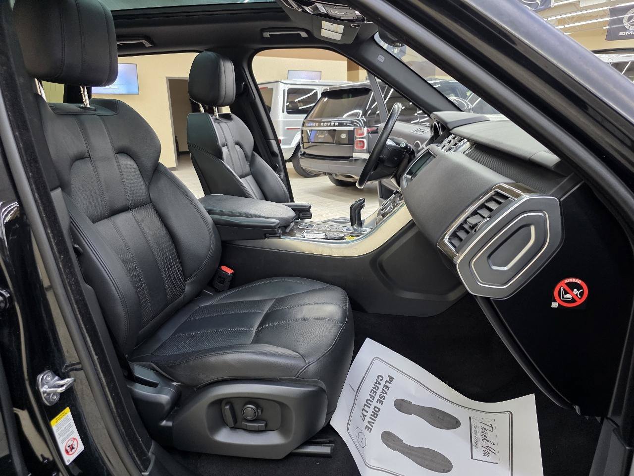 Used 2017 Land Rover Range Rover Sport SE AWD/4WD image 22