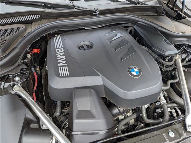Used 2026 BMW 530i w/ M Sport Package RWD image 28