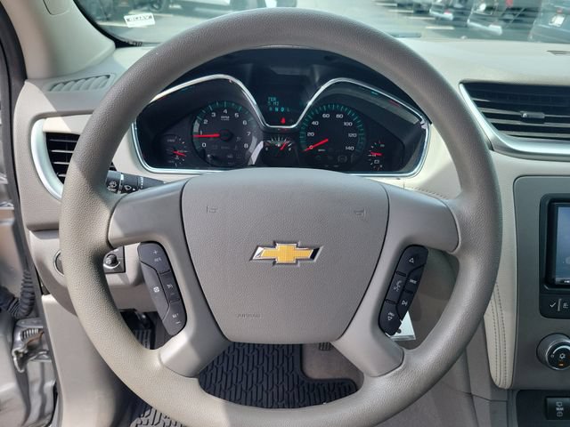 Used 2016 Chevrolet Traverse LS FWD image 16