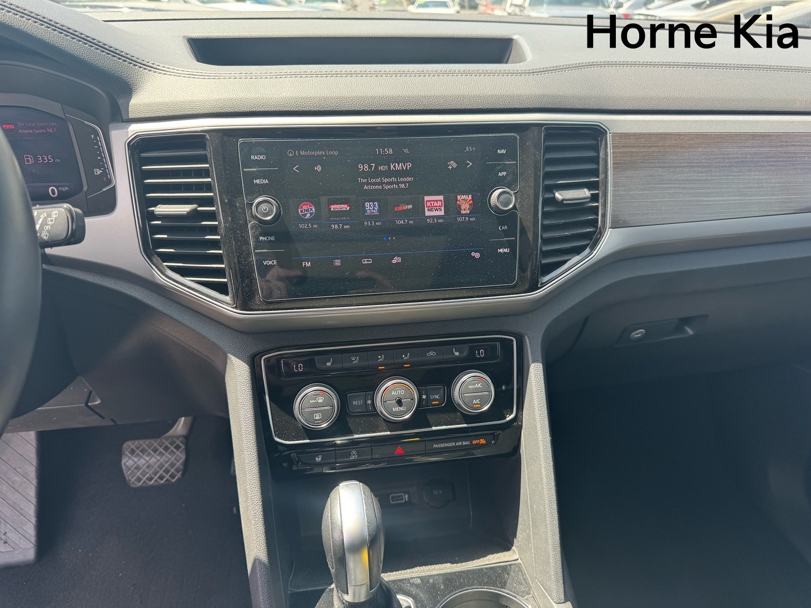 Used 2019 Volkswagen Atlas SEL FWD image 21