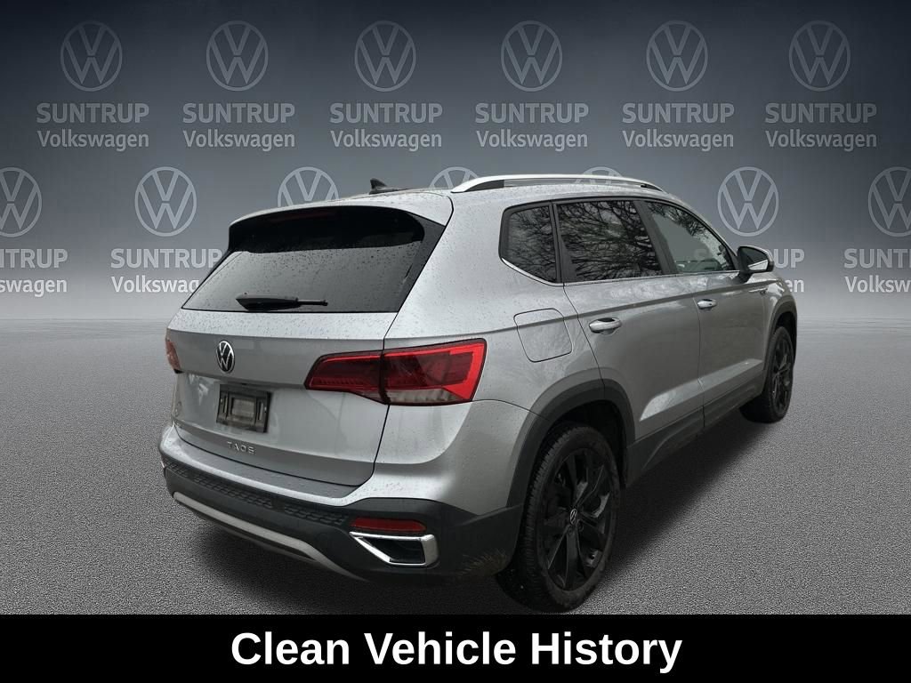 Used 2023 Volkswagen Taos SE w/ Panoramic Sunroof Package image 6