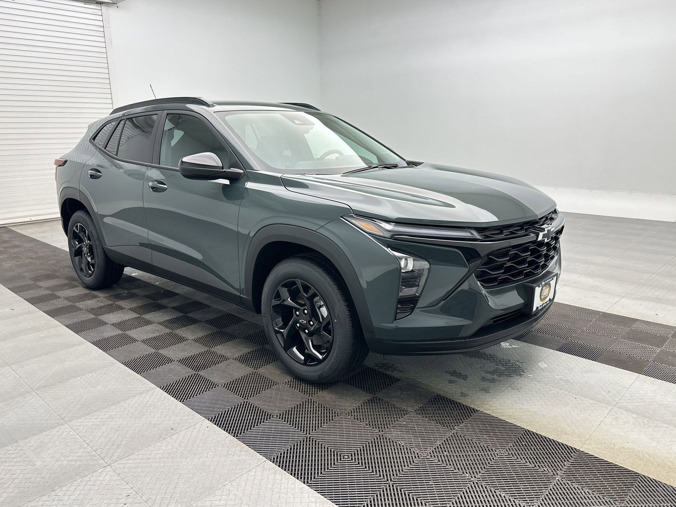 New 2026 Chevrolet Trax LT w/ Driver Confidence Package FWD image 7