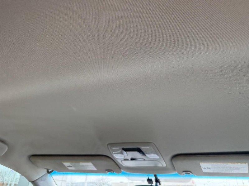 Used 2017 Toyota Sienna LE AWD/4WD image 16