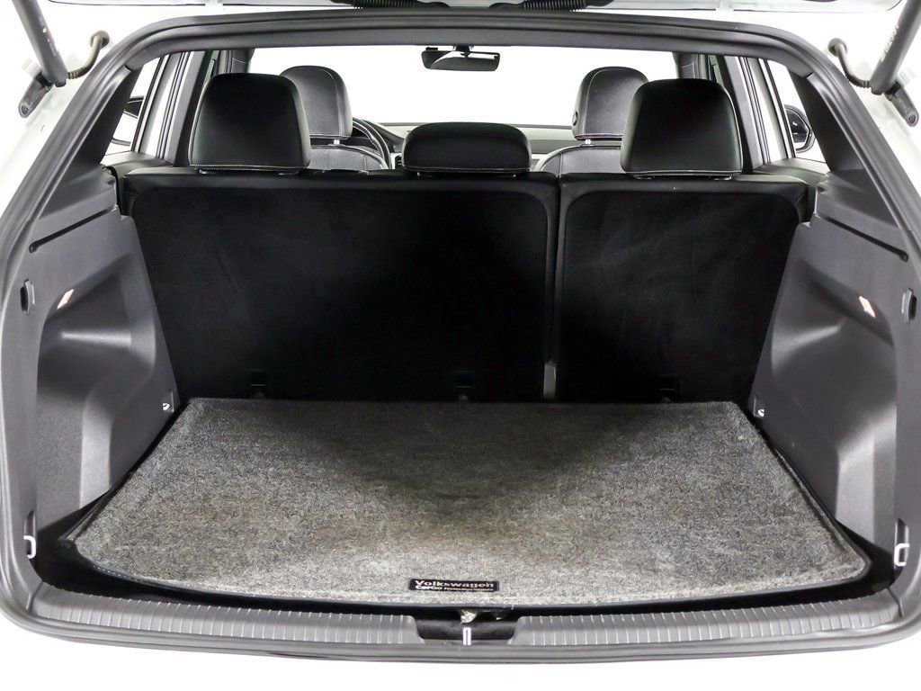 Used 2023 Volkswagen Atlas Cross Sport SE w/ Panoramic Sunroof Package image 19