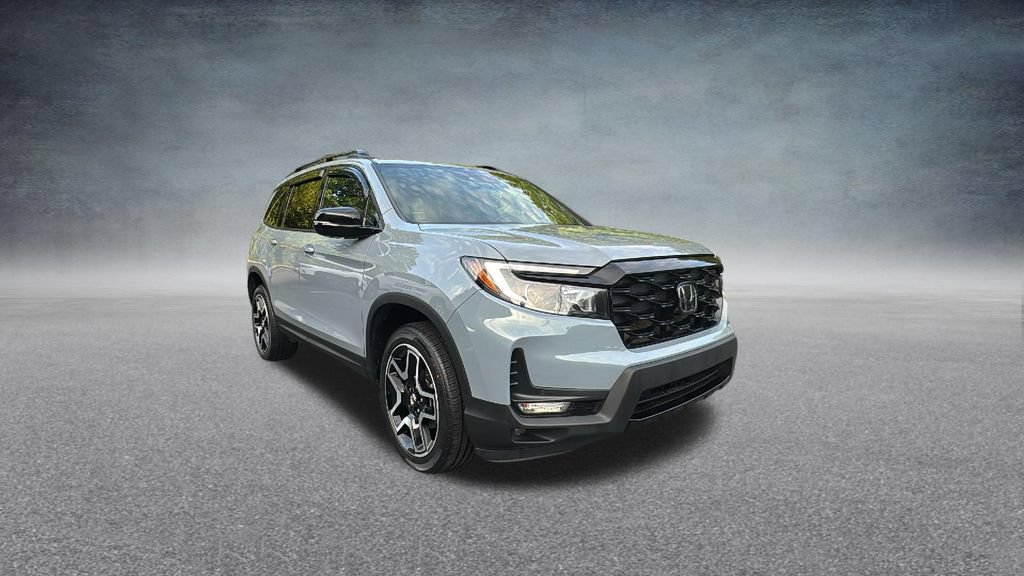 Used 2023 Honda Passport Elite image 3