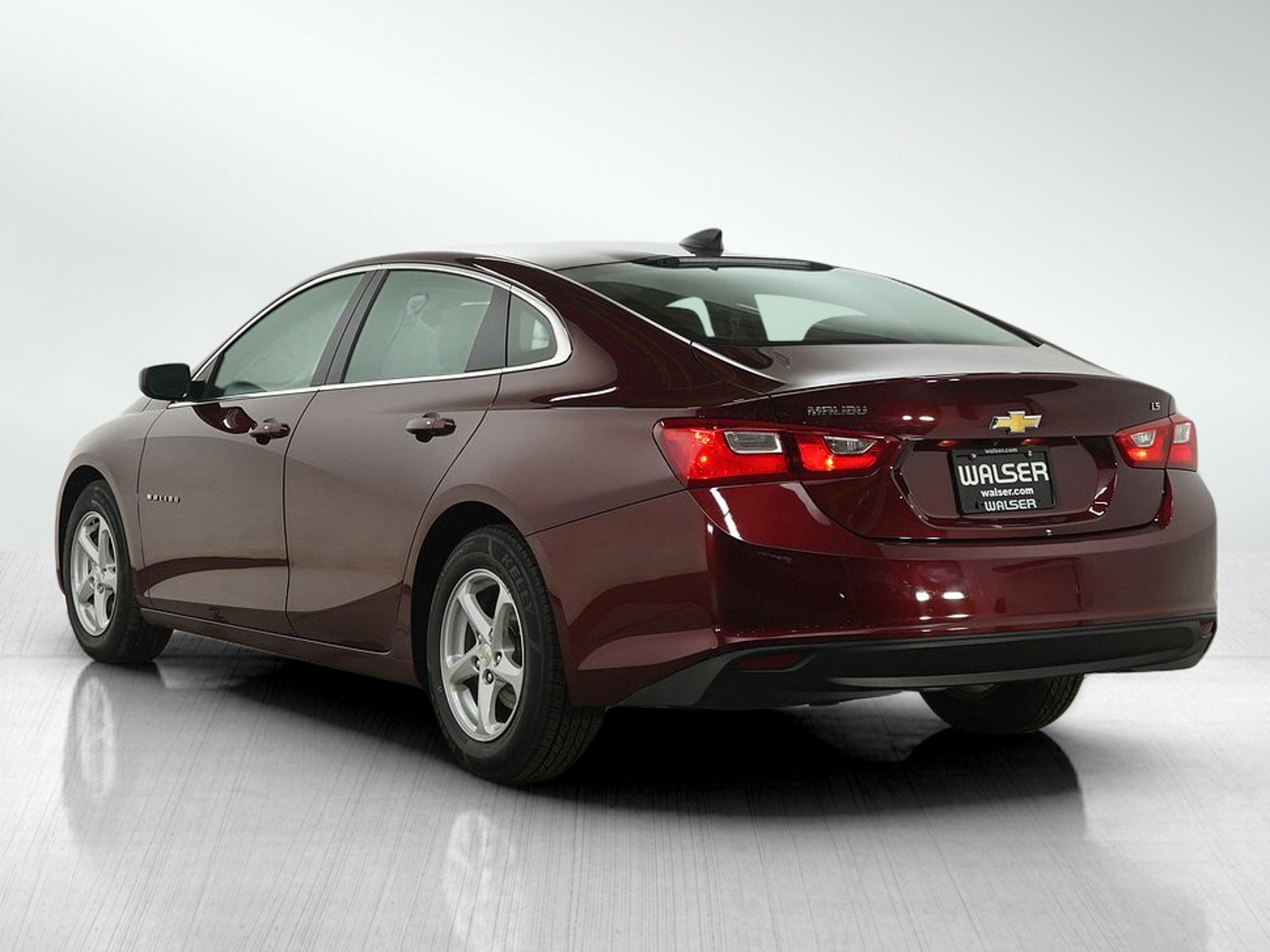 Used 2016 Chevrolet Malibu LS image 3