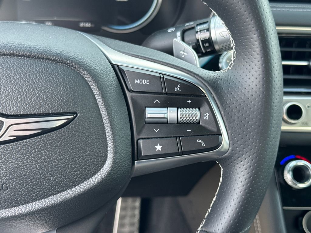 Used 2025 Genesis G70 2.5T w/ Sport Prestige Package image 25