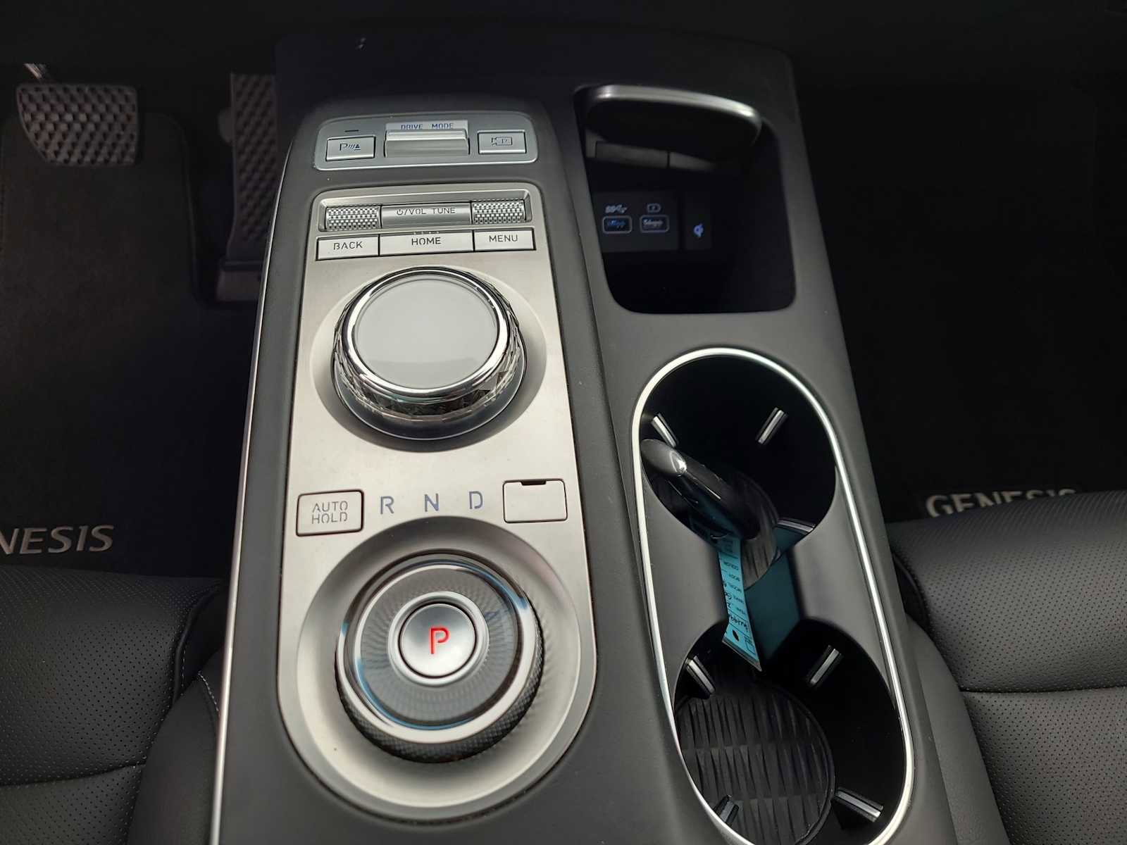 Used 2025 Genesis GV70 2.5T image 25