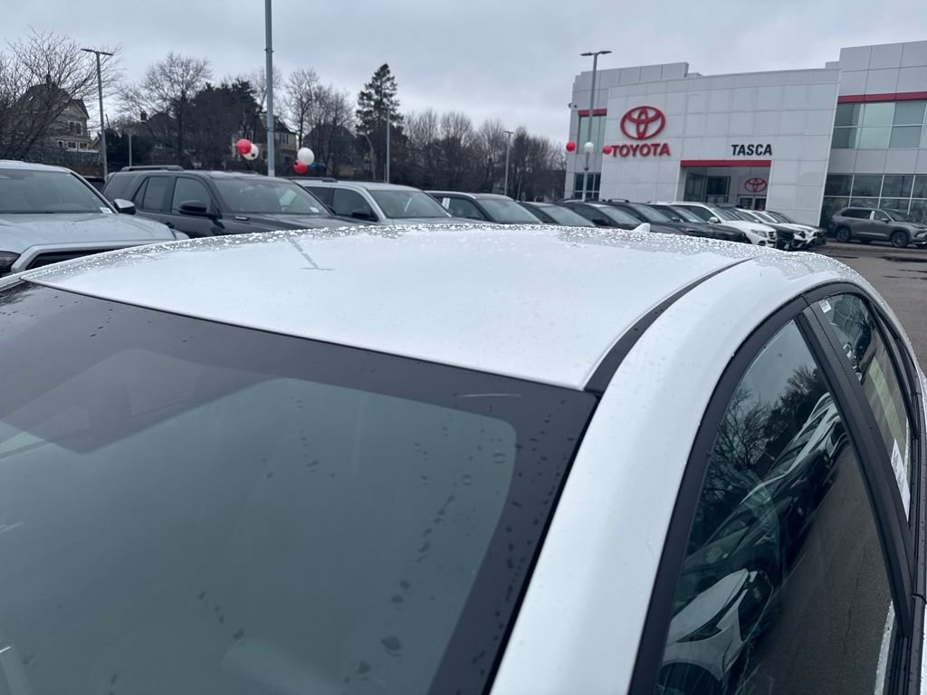 New 2026 Toyota Corolla SE image 17