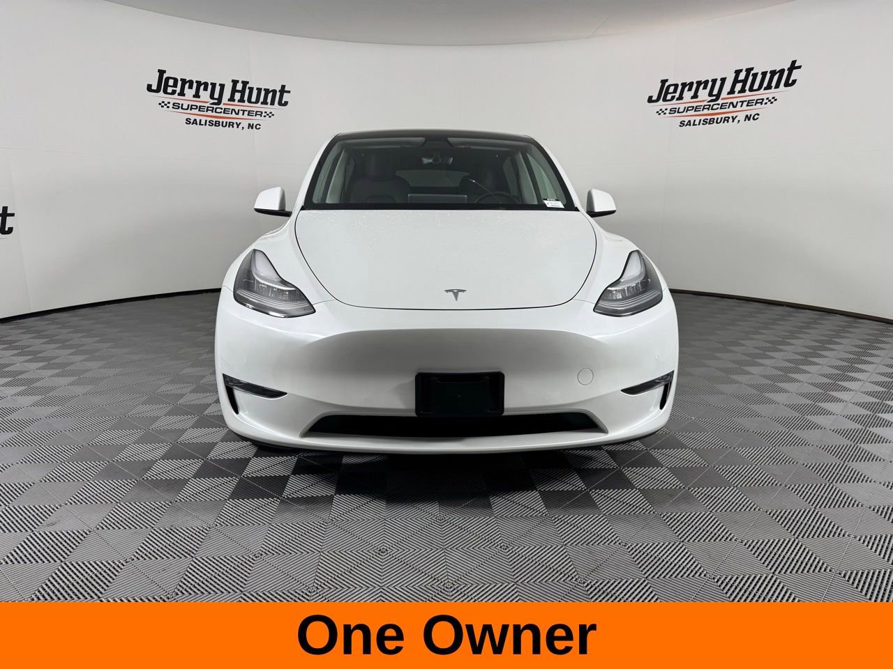 Used 2022 Tesla Model Y Long Range image 5