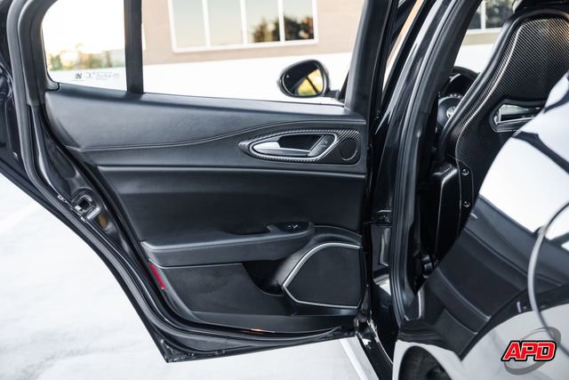 Used 2019 Alfa Romeo Giulia Quadrifoglio w/ Driver Assist Dynamic Package image 74