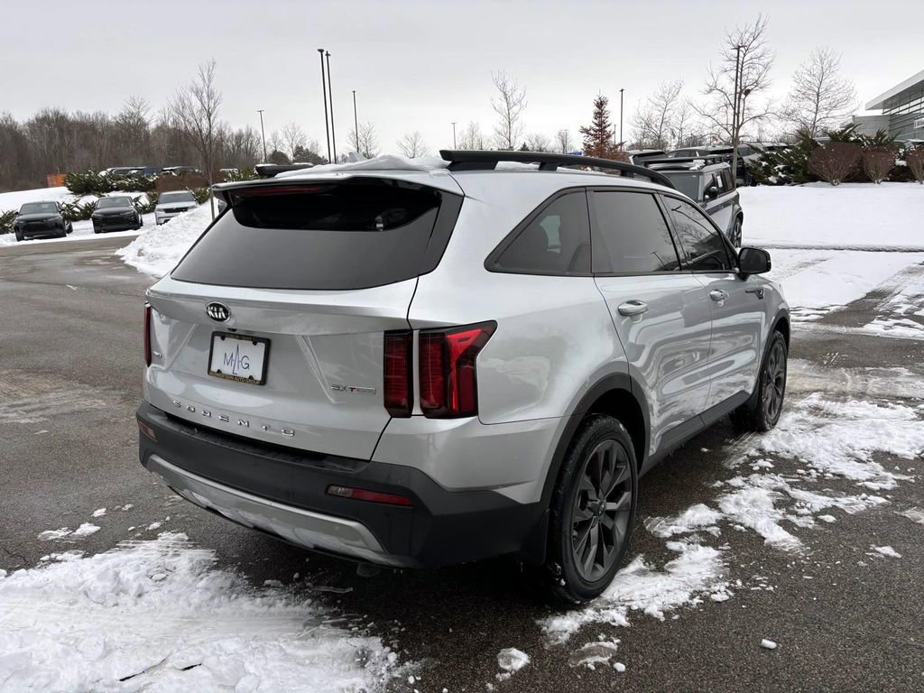 Used 2021 Kia Sorento EX w/ EX AWD X-Line Package image 7