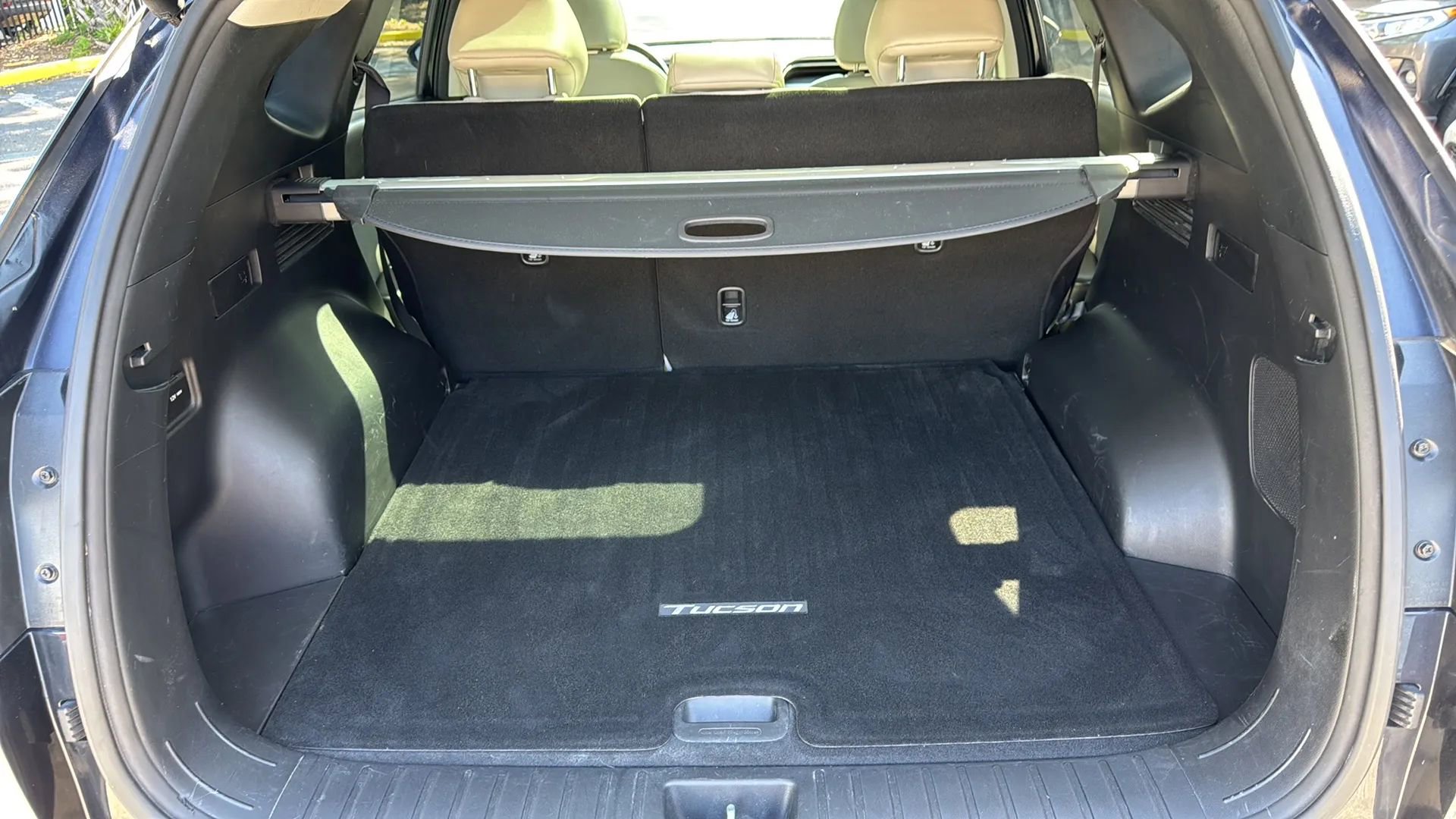 Used 2022 Hyundai Tucson Limited image 50