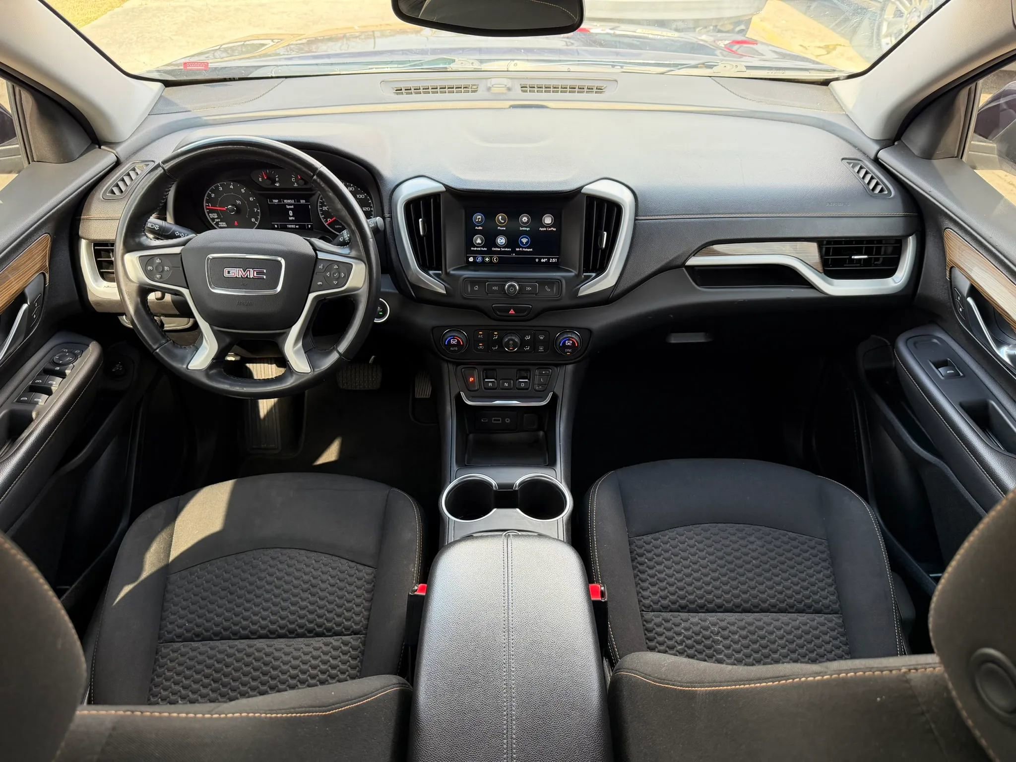 Used 2018 GMC Terrain SLE w/ Driver Convenience Package image 19