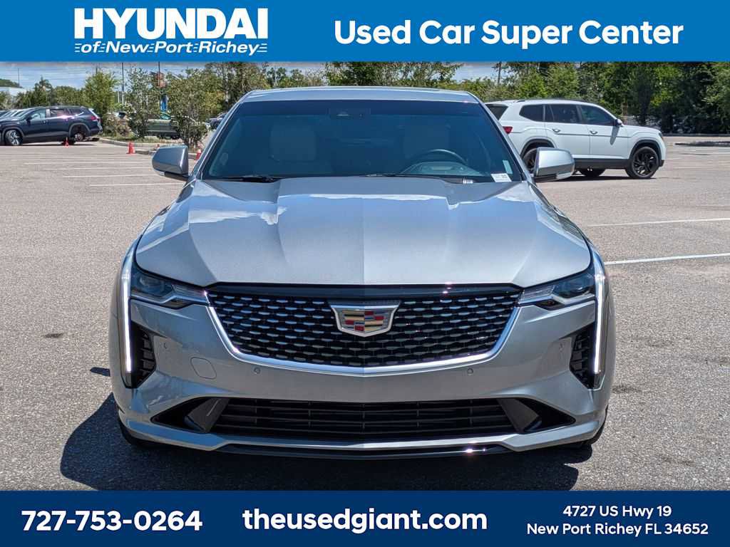 Used 2025 Cadillac CT4 Premium Luxury RWD image 8