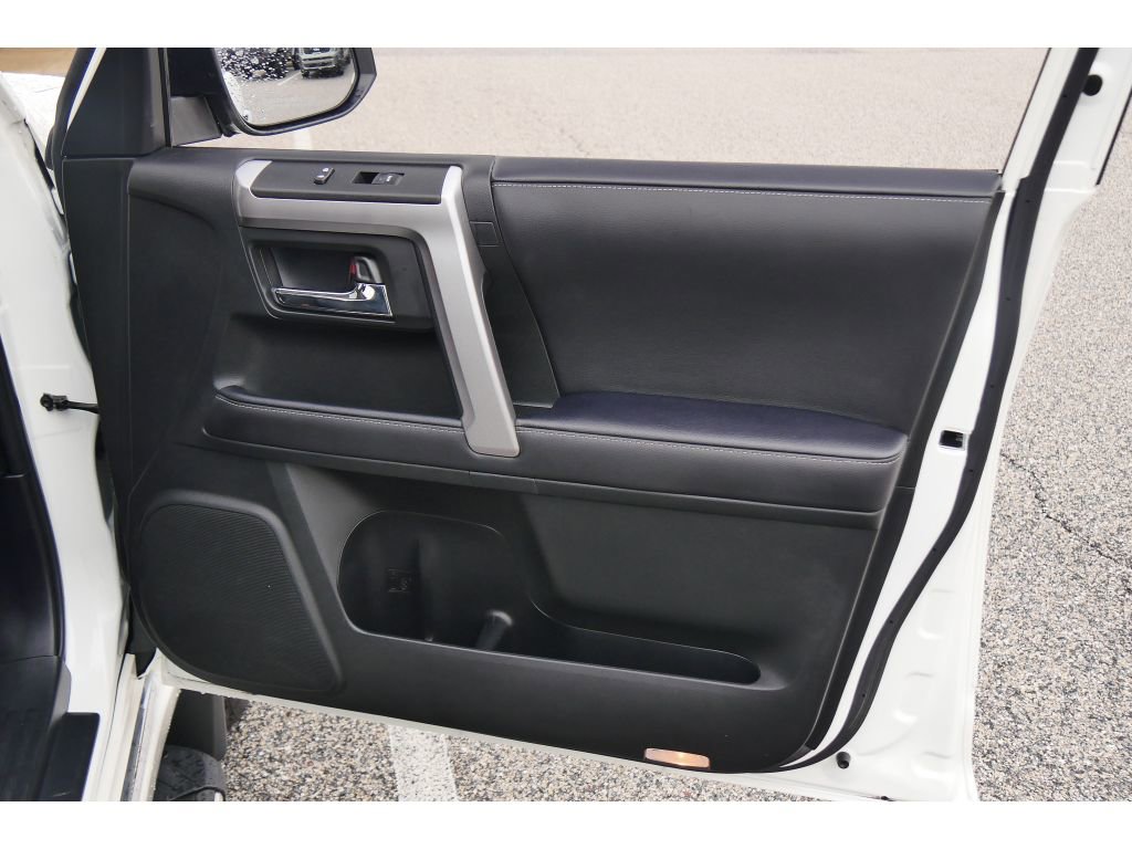 Used 2022 Toyota 4Runner Limited image 16