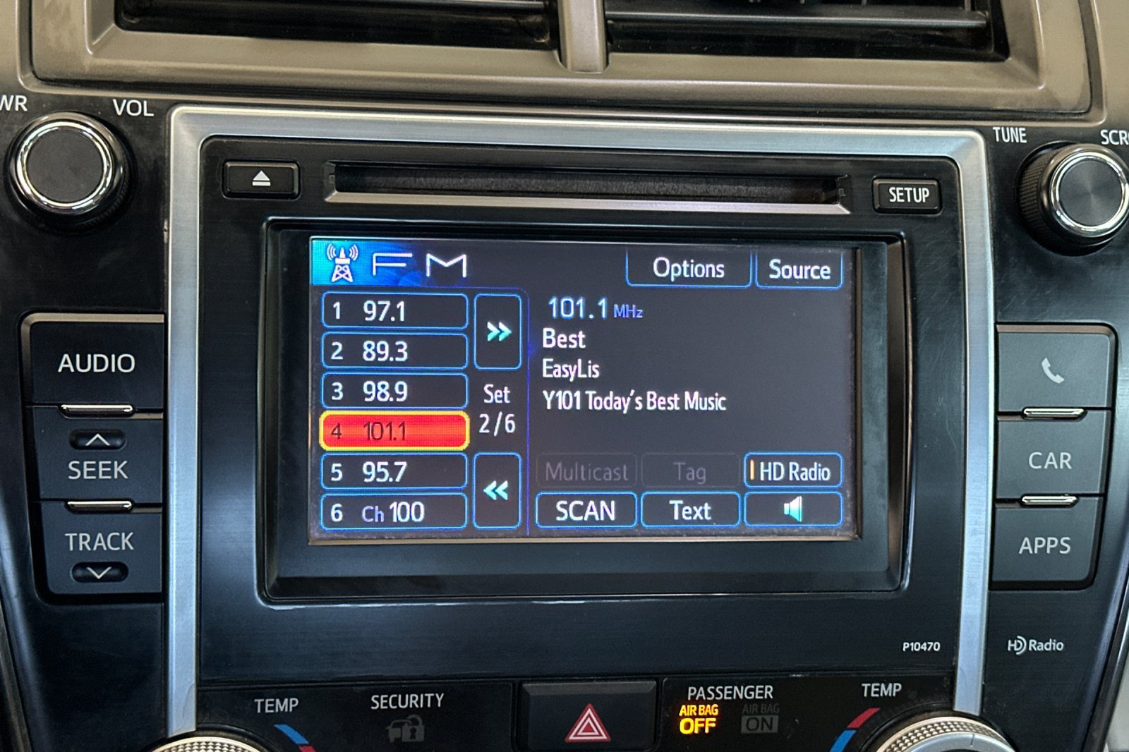 Used 2014 Toyota Camry XLE w/ Leather Package FWD image 19