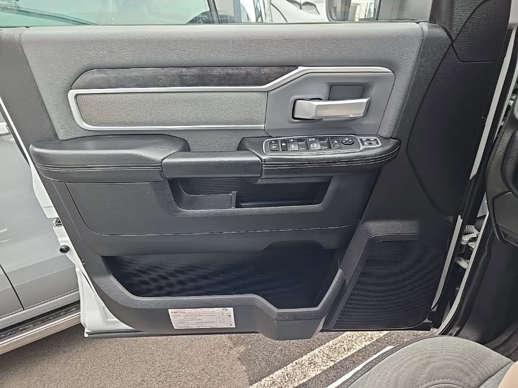 Used 2023 RAM 3500 Big Horn w/ Level 1 Equipment Group image 14