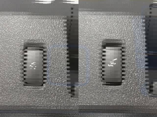 New 2025 Ford Escape ST-Line w/ Cold Weather Package image 28