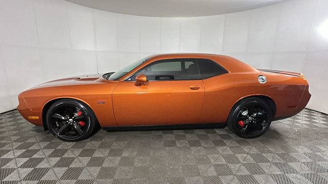Used 2011 Dodge Challenger SRT8 RWD image 5