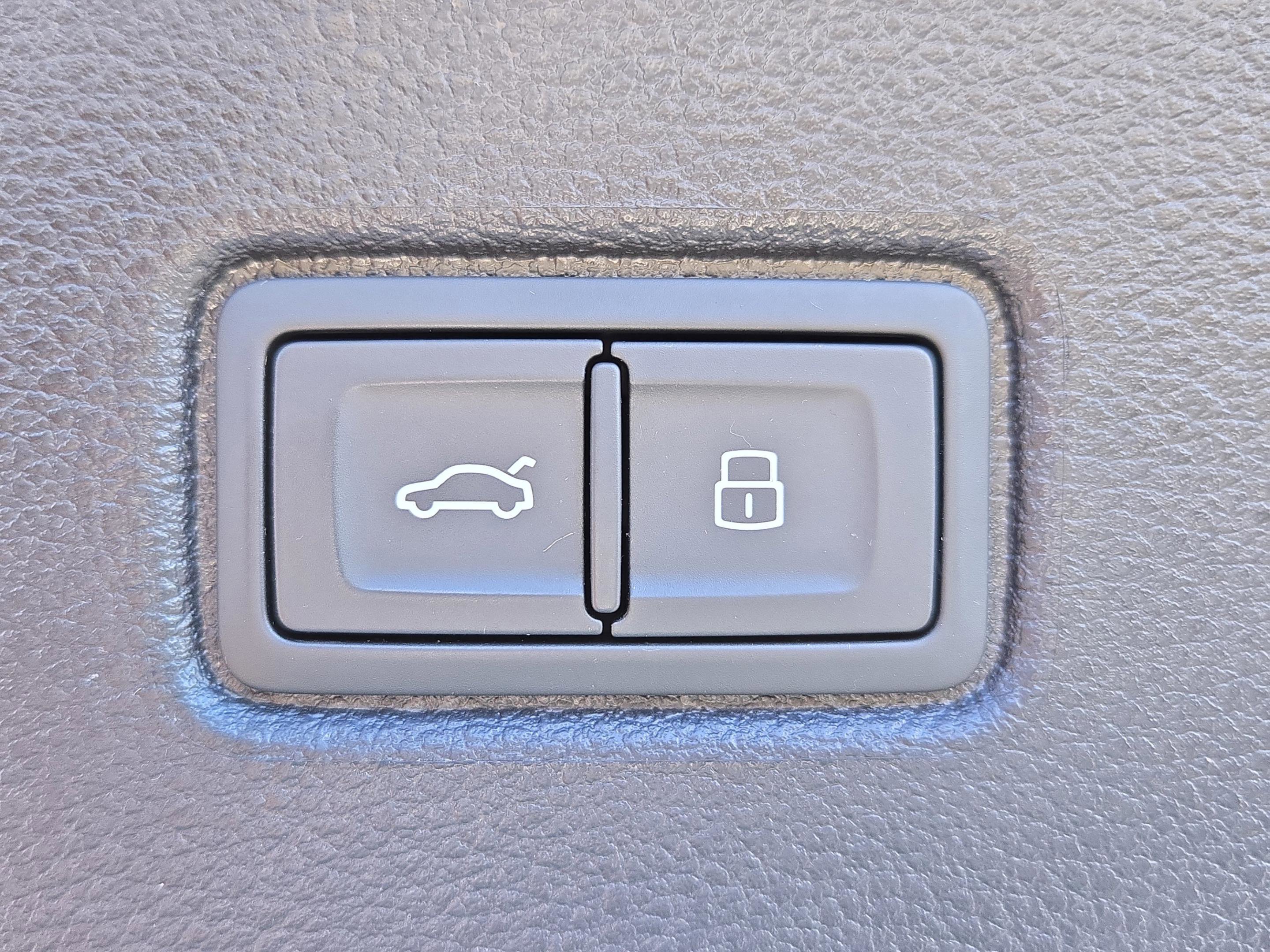 Used 2023 Audi SQ7 Premium Plus image 16