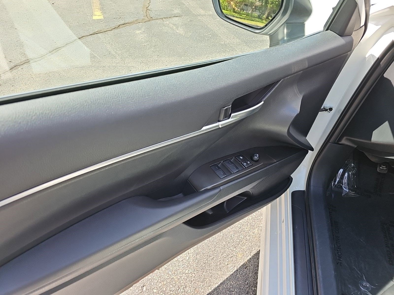 Used 2024 Toyota Camry SE FWD image 20