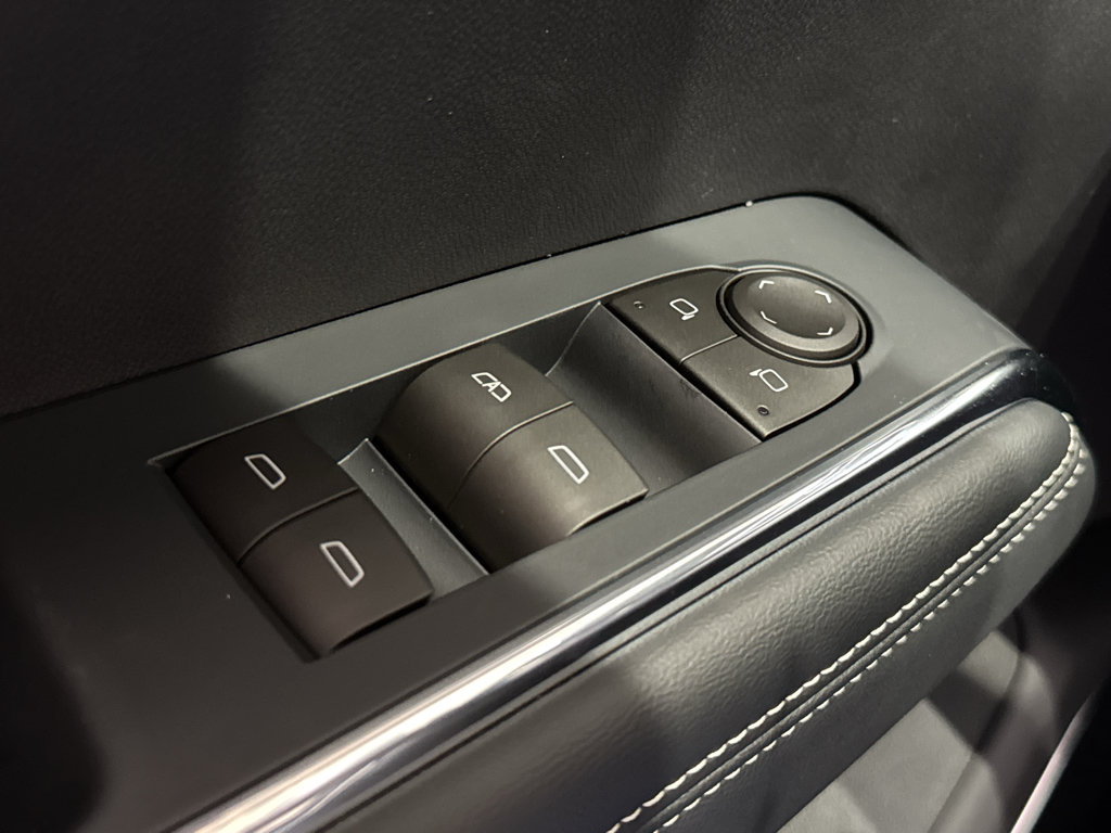New 2026 GMC Acadia Elevation w/ Black Edition AWD/4WD image 34