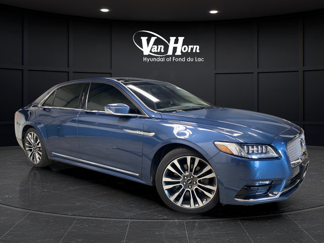 Used 2018 Lincoln Continental Reserve AWD/4WD image 1