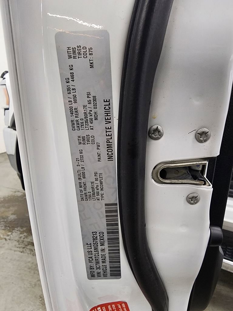 Used 2021 RAM 3500 Tradesman w/ Chrome Appearance Group image 40