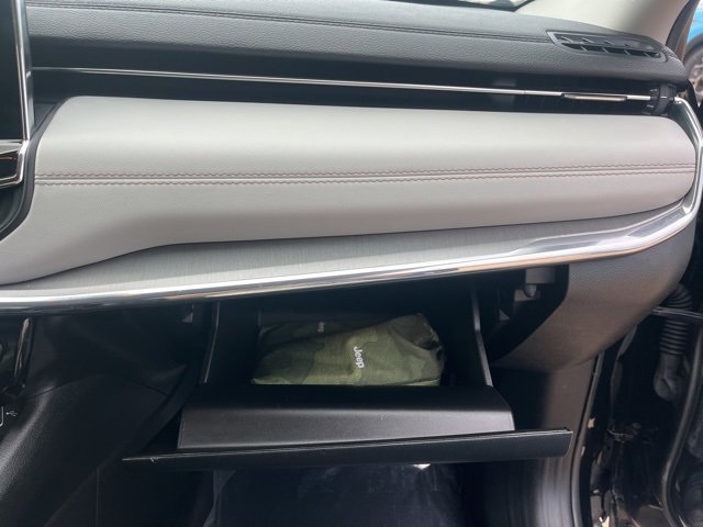 Used 2022 Jeep Compass Limited image 58