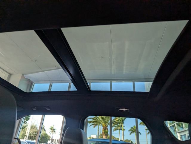 Certified 2024 Chevrolet Blazer RS w/ Driver Confidence II Package image 9