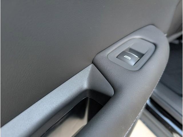 New 2026 Cadillac XT5 Sportv w/ LPO, Onyx Lite Package image 12