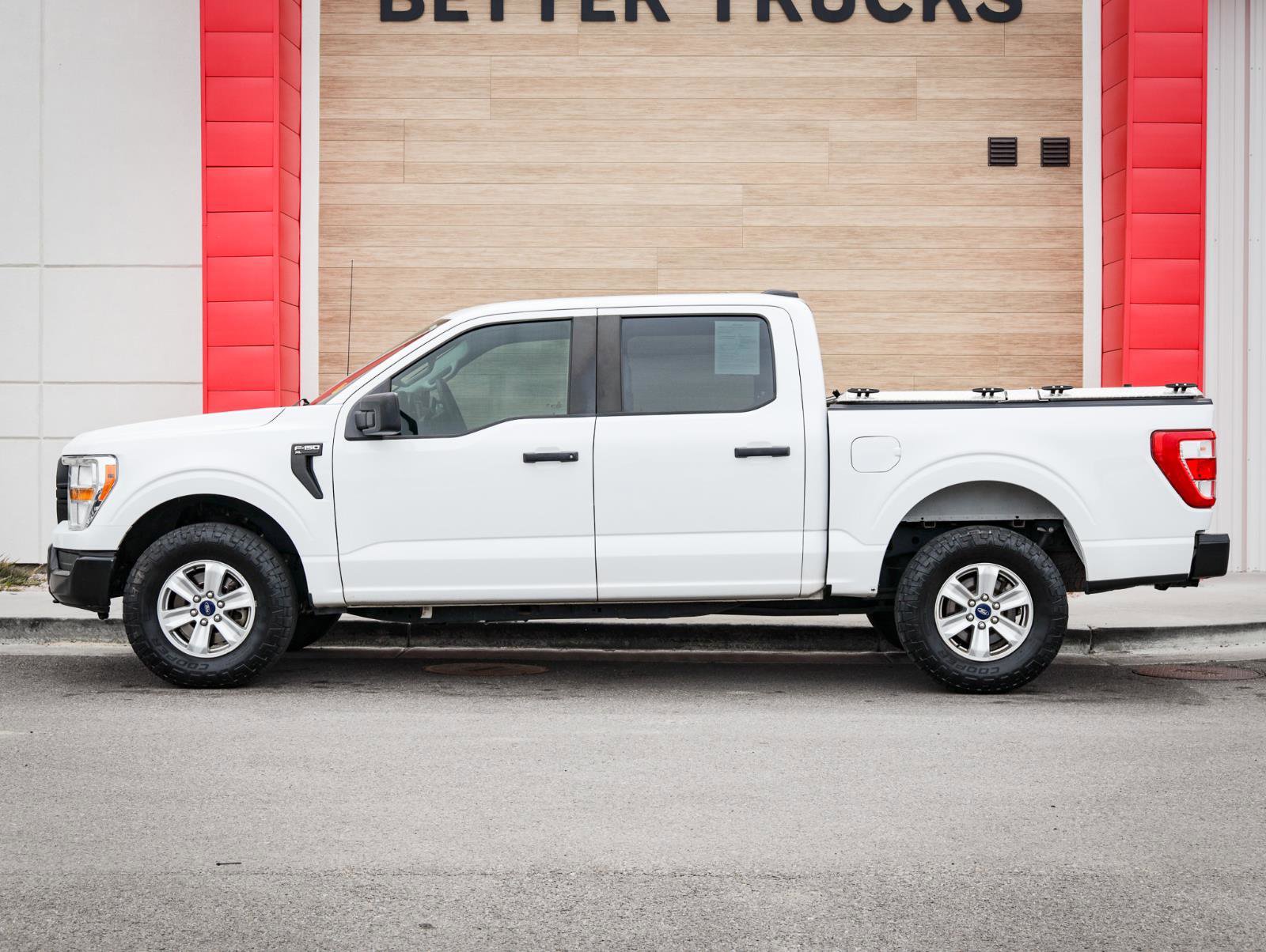 Used 2021 Ford F150 XL w/ Trailer Tow Package image 7