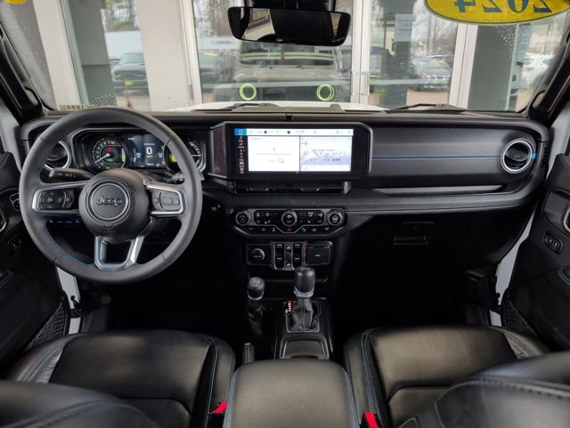 Used 2024 Jeep Wrangler High Altitude AWD/4WD image 18