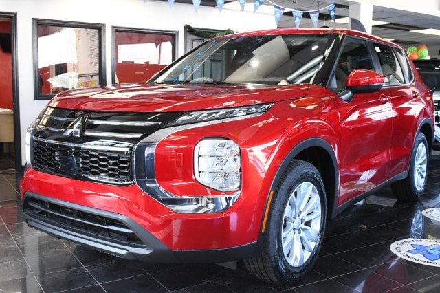 New 2026 Mitsubishi Outlander ES AWD/4WD image 1