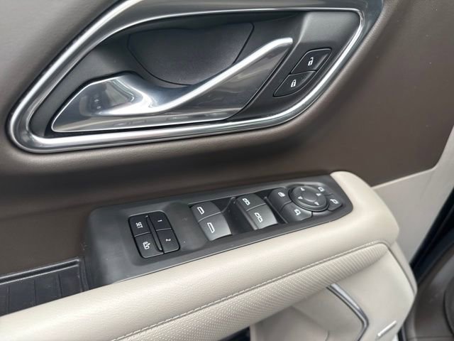 Used 2021 GMC Yukon SLT w/ Rear Media and Nav Package image 11