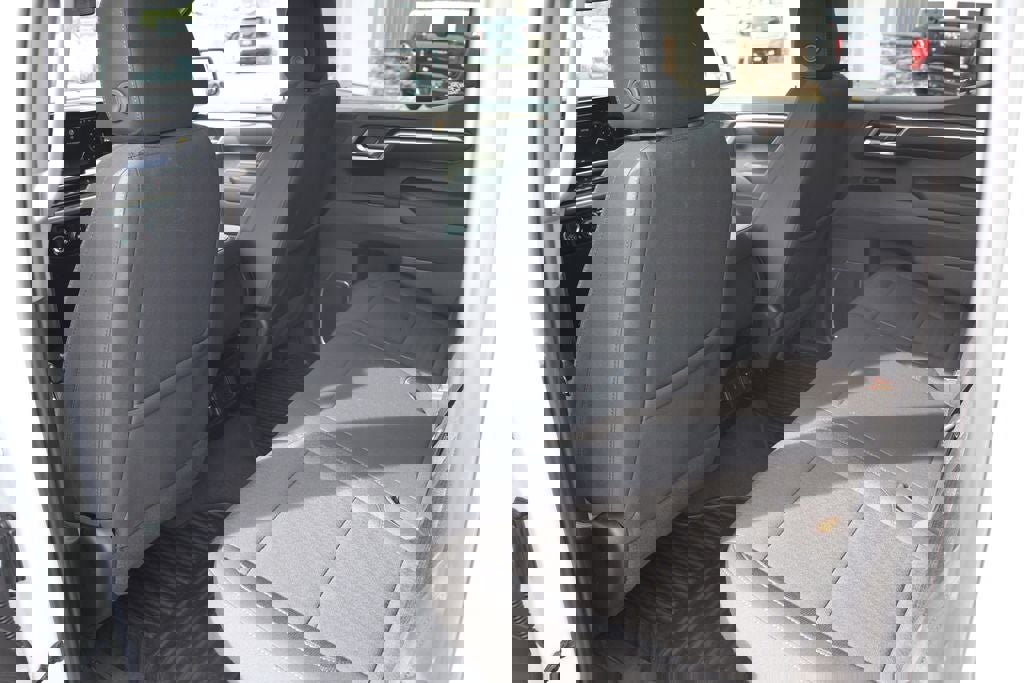 Used 2022 Chevrolet Silverado 1500 LT image 11